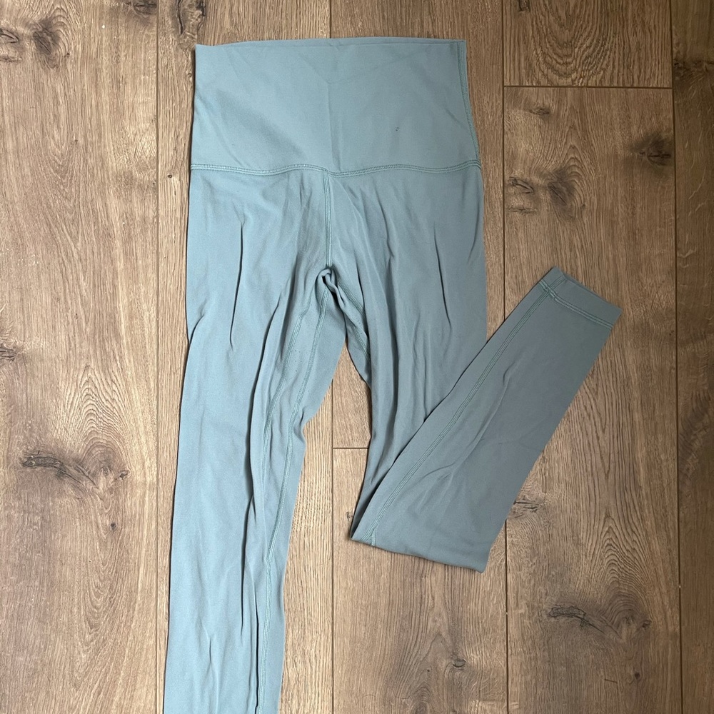 Lululemon align 28in